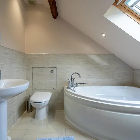 Holiday home 2 Bed In Huby Oc-M43419 Weeton (West Yorkshire)