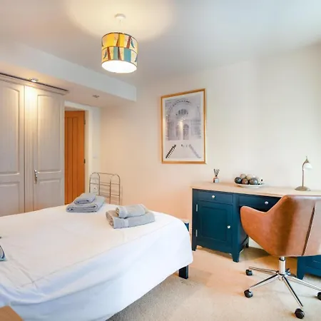 2 Bed In Huby Oc-m43419 別荘 *